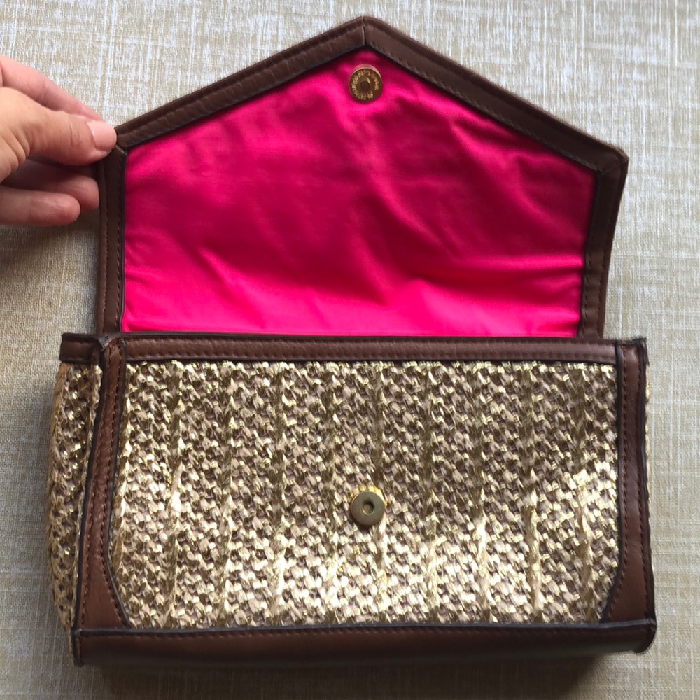 Juicy Couture charm gold metallic brushed clutch. Hot pink inside - Picture 5 of 6